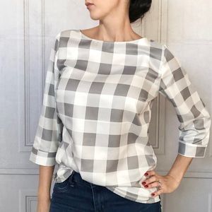 Grey and White 3/4 Sleeve Blouse